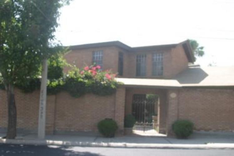 Foto Casa en Venta en LATINOAMERICANA, Saltillo, Coahuila de Zaragoza - $ 4.000.000 - CAV10730 - BienesOnLine