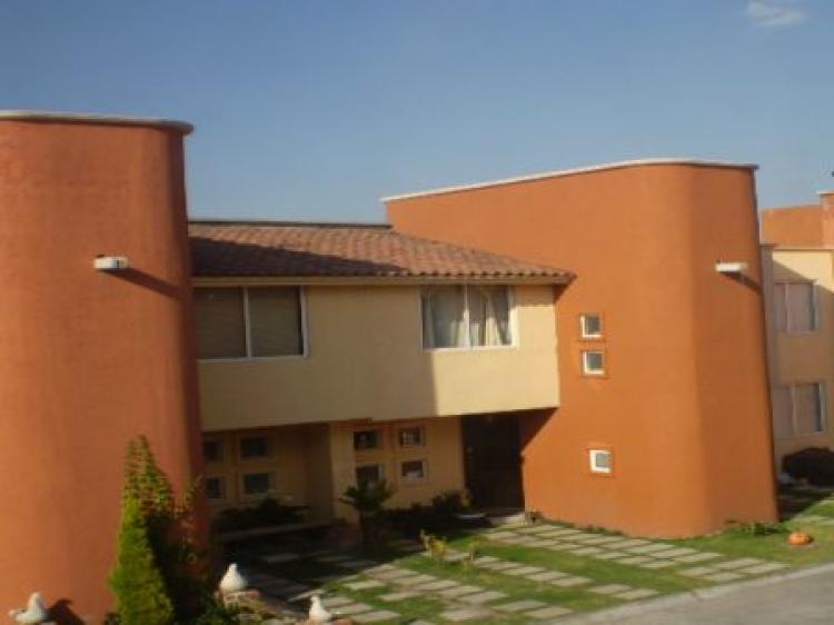 Foto Casa en Venta en Fracc. El Dorado, Toluca de Lerdo, Mexico - $ 995.000 - CAV30003 - BienesOnLine