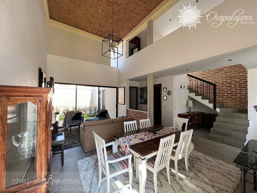 Foto Casa en Venta en San Antonio Tlayacapan, Chapala, Jalisco - $ 5.300.000 - CAV337078 - BienesOnLine