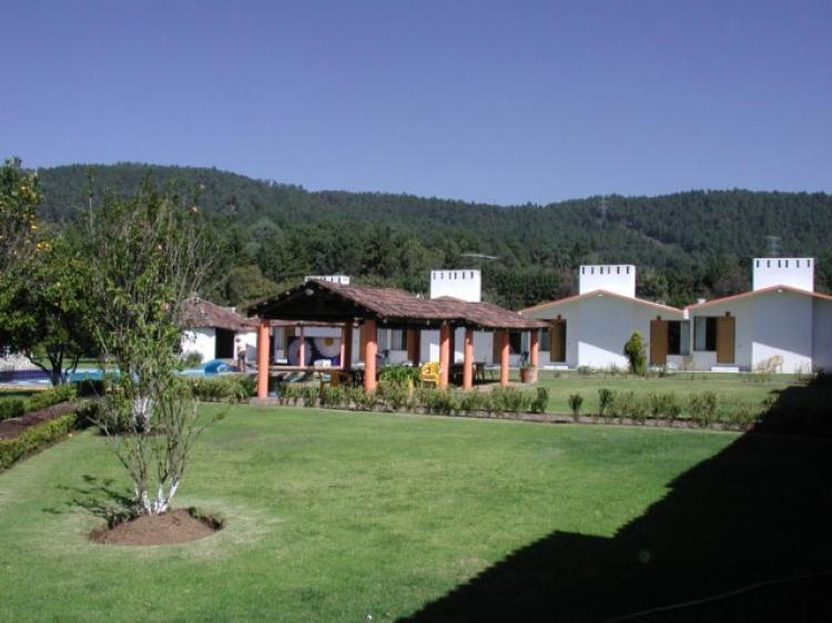 Foto Hotel en Venta en San Gabriel Ixtla, Valle de Bravo, Mexico - $ 35.000.000 - HOV29723 - BienesOnLine