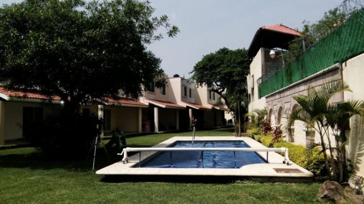 Foto Casa en Venta en Centro, Jiutepec, Morelos - $ 2.180.000 - CAV228297 - BienesOnLine