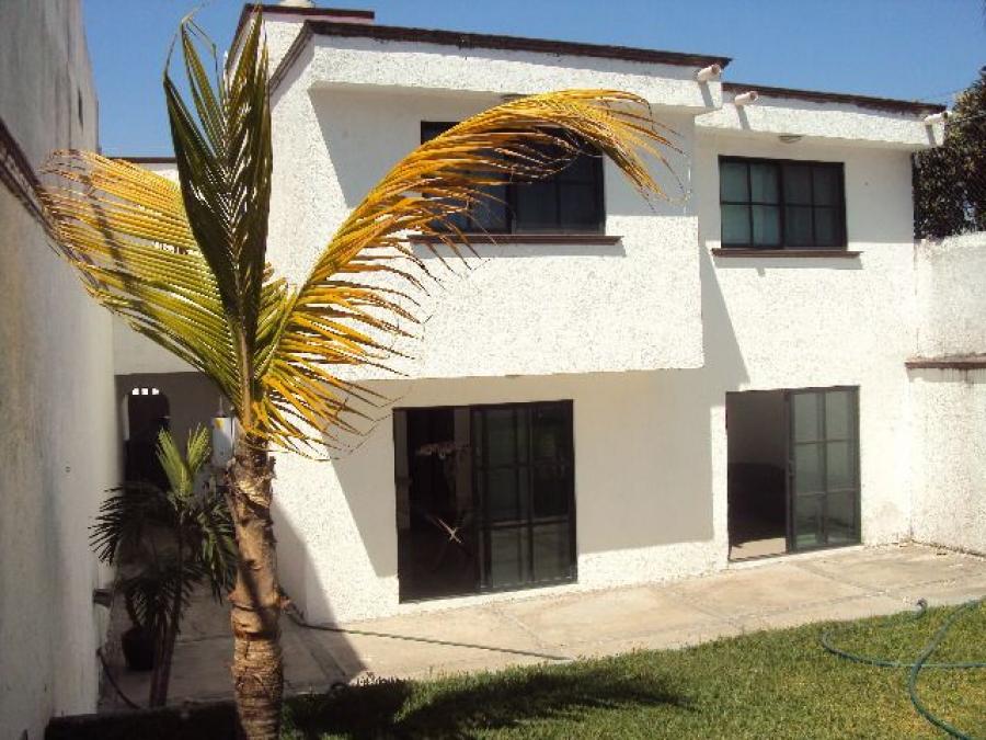 Foto Casa en Venta en Las Fincas, Jiutepec, Morelos - $ 2.600.000 - CAV271275 - BienesOnLine
