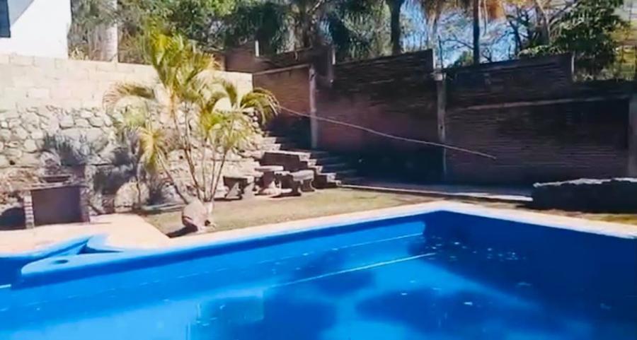 Foto Casa en Venta en LOMAS DE ATZINGO, Cuernavaca, Morelos - $ 2.200.000 - CAV300999 - BienesOnLine