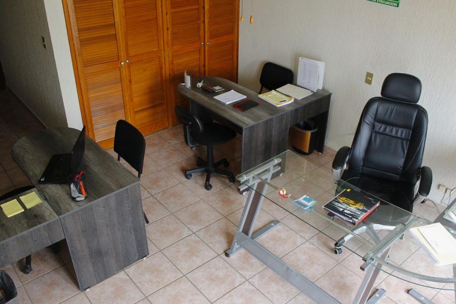 Foto Oficina en Renta en JARDINES DEL MORAL, LEON, Guanajuato - $ 7.000 - OFR286698 - BienesOnLine
