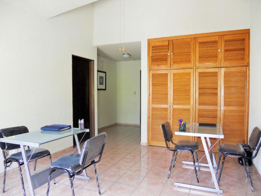 Foto Oficina en Renta en Jardines del Moral, Leon, Guanajuato - $ 6.000 - OFR279019 - BienesOnLine