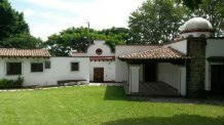 Foto Casa en Venta en Los Limoneros, Cuernavaca, Morelos - $ 12.500.000 - CAV153106 - BienesOnLine