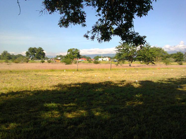 Foto Terreno en Venta en Boulevard Guadalupe Hinojosa, San Raymundo Jalpan, Oaxaca - $ 225.000 - TEV75881 - BienesOnLine