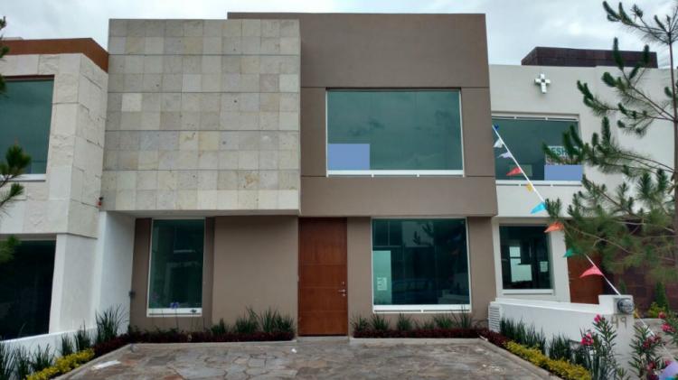 Foto Casa en Venta en El Pinar Altozano, Morelia, Michoacan de Ocampo - $ 2.300.000 - CAV200057 - BienesOnLine