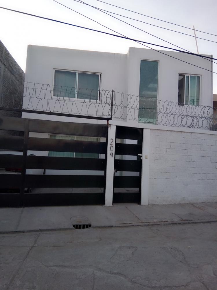 Foto Casa en Venta en zona centro, Irapuato, Guanajuato - $ 2.500.000 - CAV235128 - BienesOnLine
