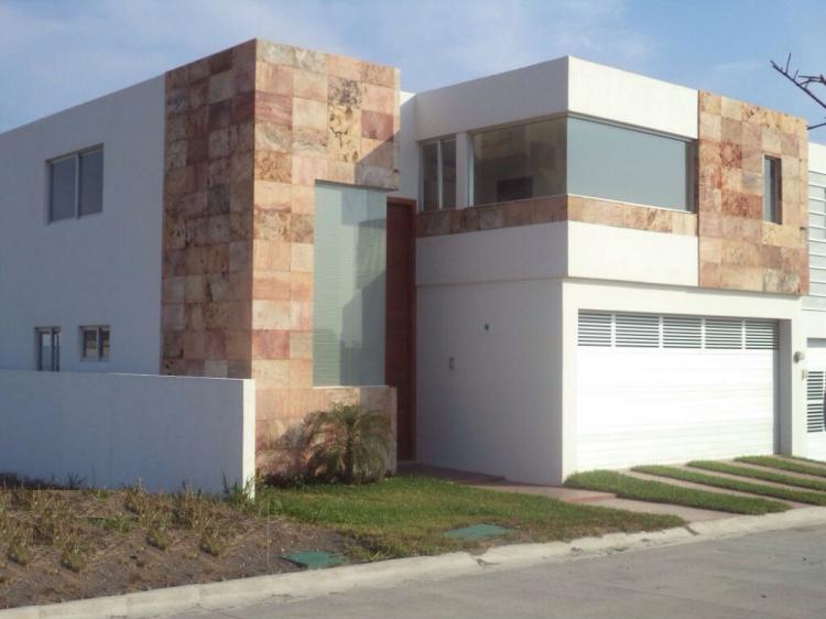 Foto Casa en Venta en Boca del Ro, Veracruz - $ 2.850.000 - CAV120259 - BienesOnLine