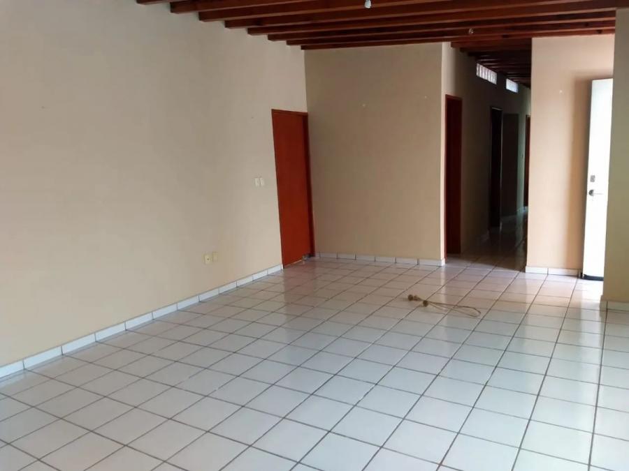 Foto Casa en Renta en Calle los Sauces, Metepec, Mexico - $ 10.000 - CAR279984 - BienesOnLine