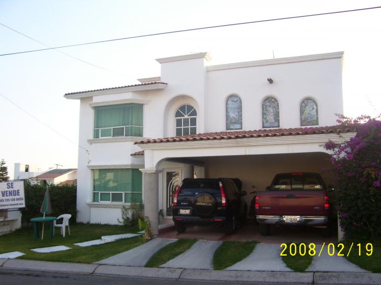 Foto Casa en Venta en lomas de cocoyoc, Fraccionamiento Lomas de Cocoyoc, Morelos - $ 2.500.000 - CAV21033 - BienesOnLine