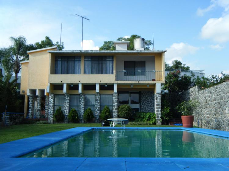 Foto Casa en Venta en Lomas de Cuernavaca, Temixco, Morelos - $ 4.000.000 - CAV14604 - BienesOnLine
