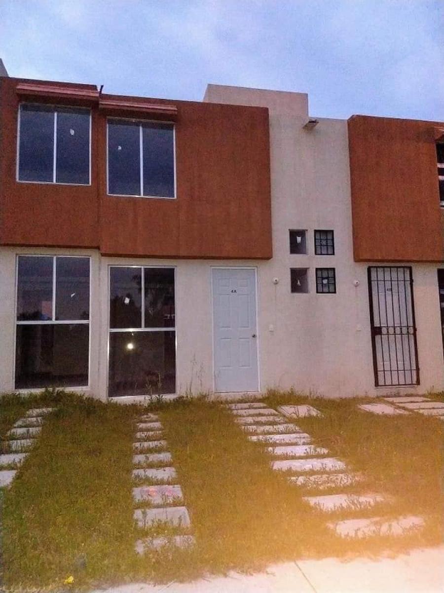 Foto Casa en Venta en Fraccionamiento La Guadalupana Bicentenario, Huehuetoca, Mexico - $ 475.000 - CAV270422 - BienesOnLine