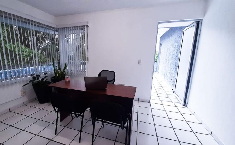 Foto Oficina en Renta en Arcos Vallarta, Guadalajara, Jalisco - $ 4.000 - OFR294040 - BienesOnLine