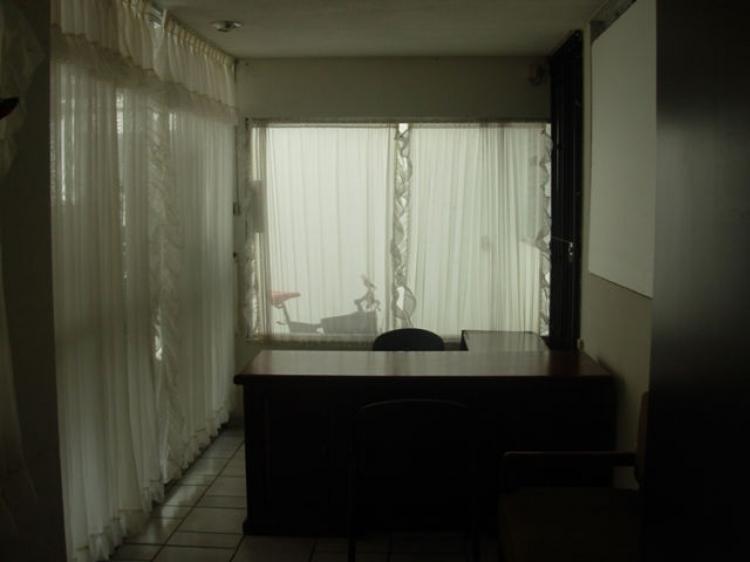 Foto Oficina en Renta en AVE CAMELINAS, Morelia, Michoacan de Ocampo - $ 7.000 - OFR49275 - BienesOnLine