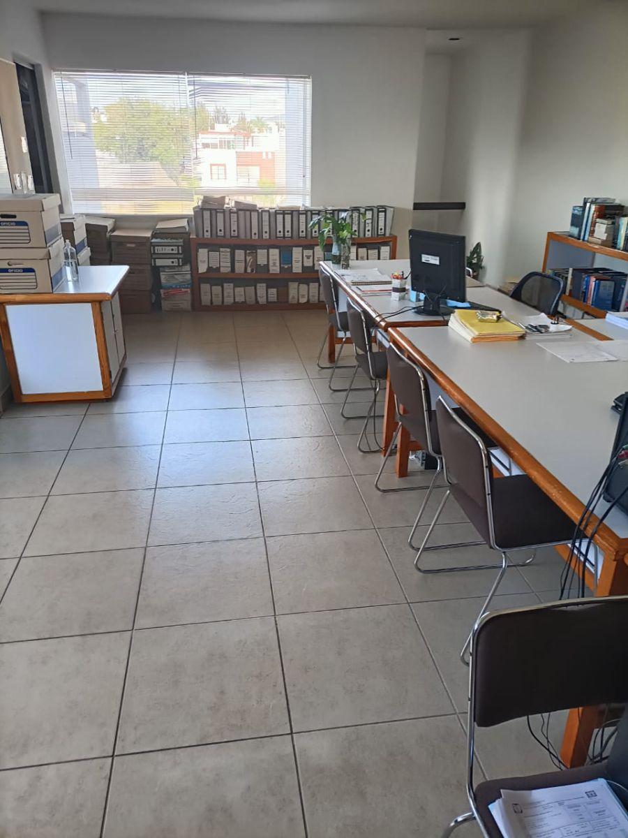 Foto Oficina en Renta en Real Universidad, Morelia, Michoacan de Ocampo - $ 9.000 - OFR332372 - BienesOnLine