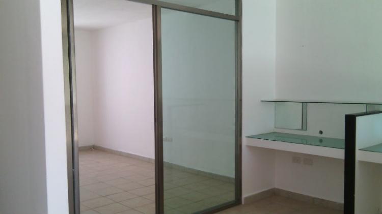 Foto Oficina en Renta en AV. LAS TORRES, Cancn, Quintana Roo - $ 8.000 - OFR100600 - BienesOnLine