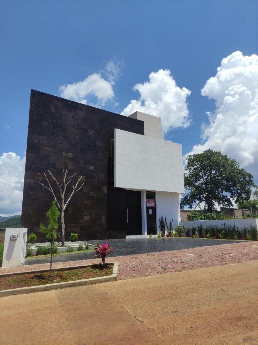 Foto Casa en Venta en Altozano, Morelia, Michoacan de Ocampo - $ 3.990.000 - CAV347267 - BienesOnLine