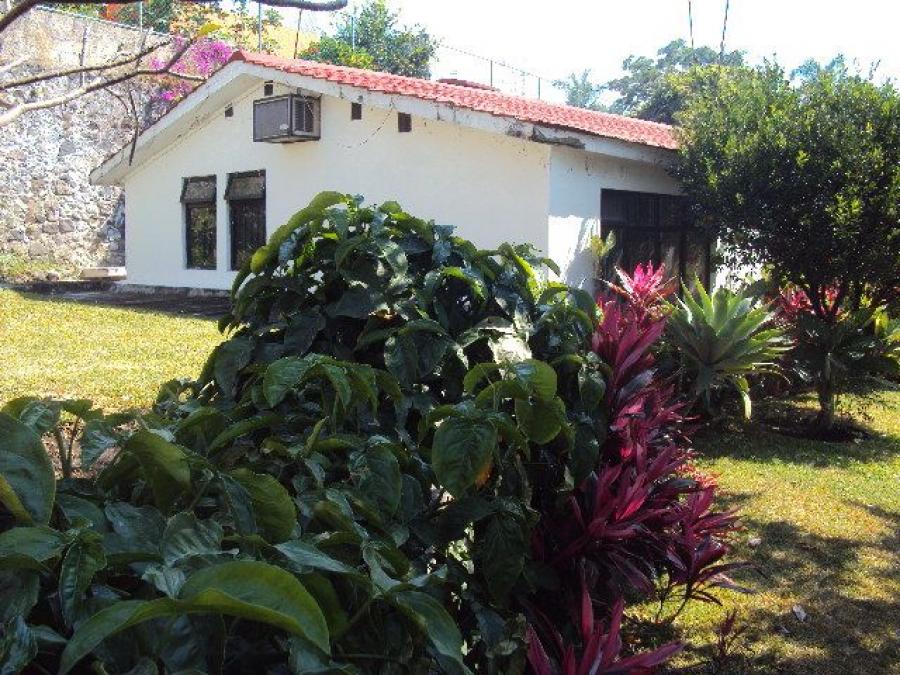 Foto Casa en Venta en Lomas de Cuernavaca, Cuernavaca, Morelos - $ 6.200.000 - CAV254912 - BienesOnLine