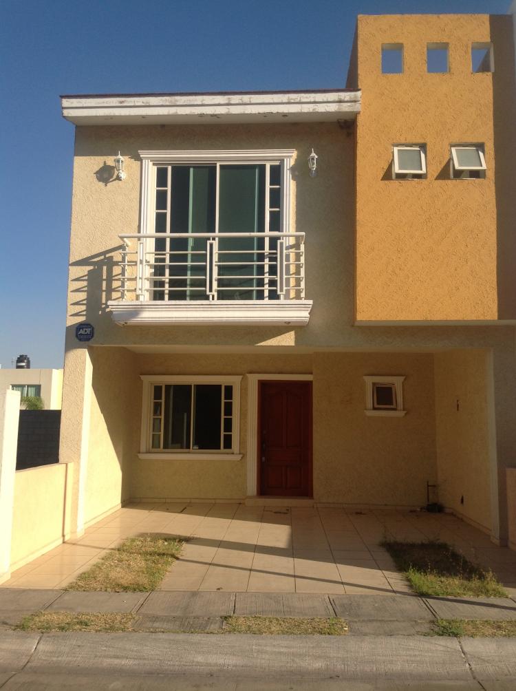 Foto Casa en Venta en REAL DE VALDEPEAS, Zapopan, Jalisco - $ 1.390.400 - CAV81359 - BienesOnLine