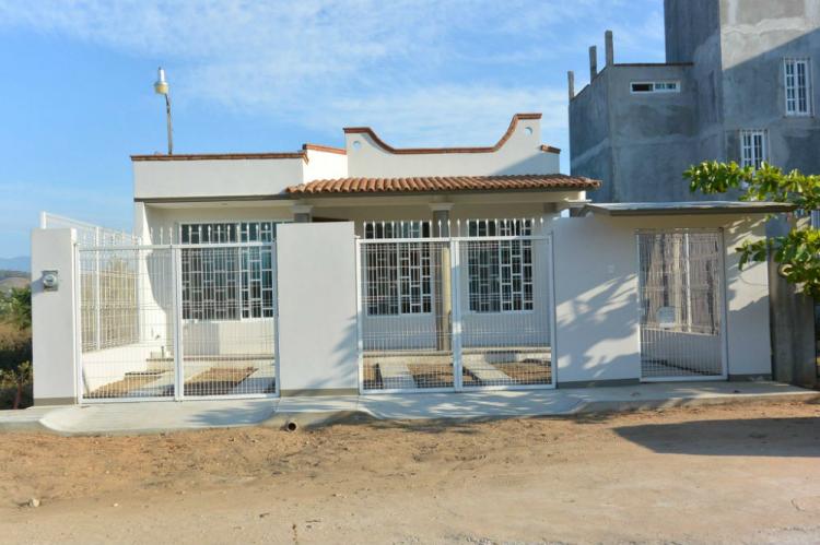 Foto Casa en Venta en Puerto Escondido Centro, San Pedro Mixtepec -Dto. 22-, Oaxaca - $ 1.300.000 - CAV130998 - BienesOnLine