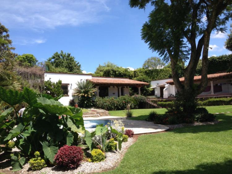 Foto Casa en Venta en Lomas de Cortes, Cuernavaca, Morelos - $ 8.500.000 - CAV102916 - BienesOnLine