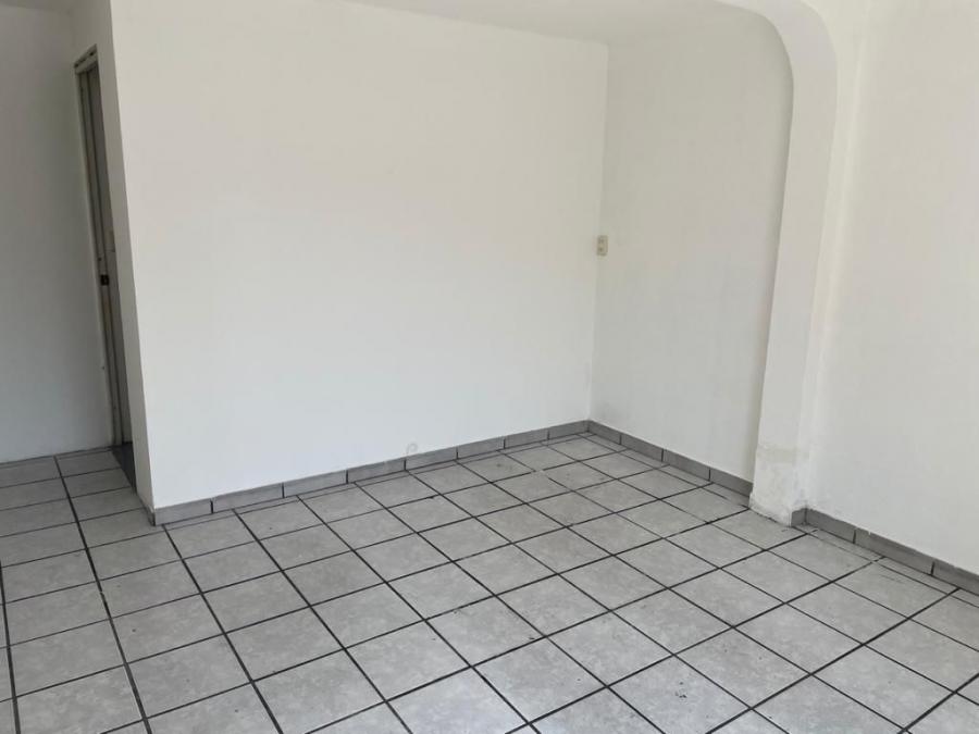 Foto Local en Renta en 5 DE DICIEMBRE, Morelia, Michoacan de Ocampo - $ 6.000 - LOR297708 - BienesOnLine