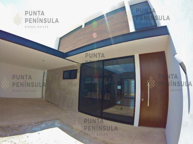 Foto Casa en Venta en montebello, Mrida, Yucatan - $ 3.150.000 - CAV195318 - BienesOnLine