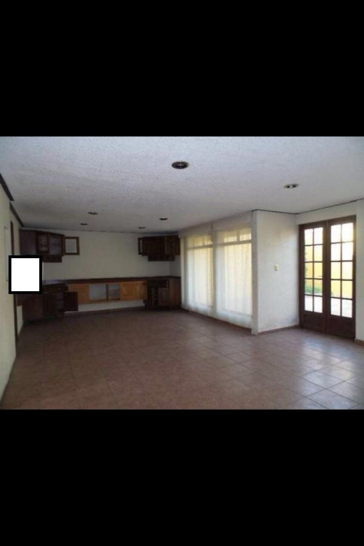 Foto Casa en Venta en SAN LORENZO TEPALTITLAN, Toluca de Lerdo, Mexico - $ 2.150.000 - CAV215888 - BienesOnLine