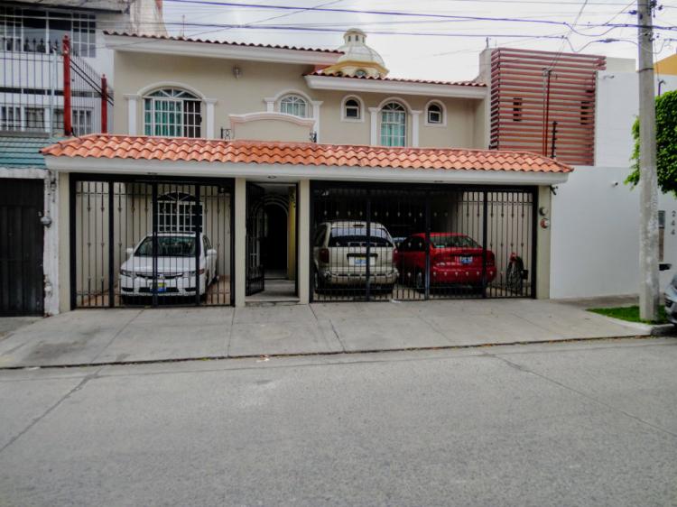 Foto Casa en Venta en Jardines de la Partia, Guadalajara, Jalisco - $ 5.400.000 - CAV192957 - BienesOnLine