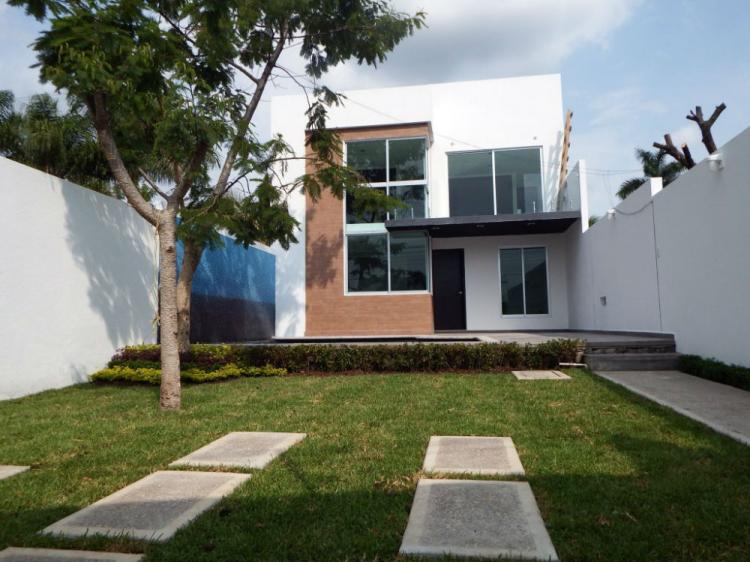 Foto Casa en Venta en 3 de Mayo, Emiliano Zapata, Morelos - $ 2.150.000 - CAV186292 - BienesOnLine