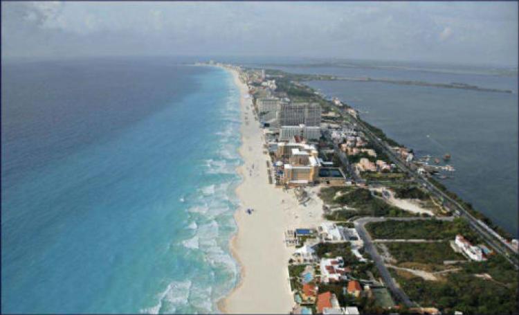 Foto Terreno en Venta en Boulevard Kukulcan, Cancn, Quintana Roo - U$D 10.000.000 - TEV208644 - BienesOnLine