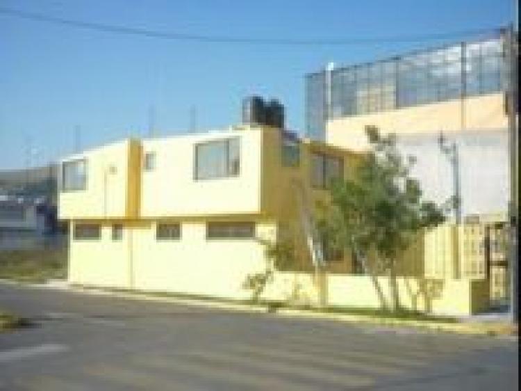 Foto Casa en Venta en Hank Gonzalez, Toluca de Lerdo, Mexico - $ 1.050.000 - CAV30201 - BienesOnLine