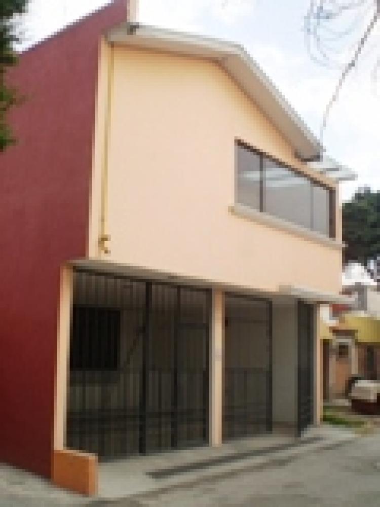 Foto Casa en Renta en Toluca de Lerdo, Mexico - $ 6.500 - CAR35066 - BienesOnLine