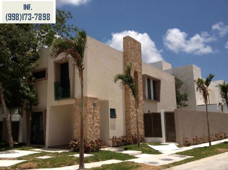 Foto Casa en Venta en CUMBRES, Cancn, Quintana Roo - $ 2.800.000 - CAV85192 - BienesOnLine