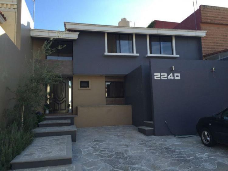 Foto Casa en Venta en Bugambilias, Zapopan, Jalisco - $ 3.900.000 - CAV175148 - BienesOnLine