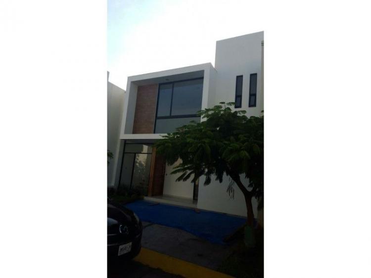 Foto Casa en Venta en Solares, Zapopan, Jalisco - $ 3.550.000 - CAV174875 - BienesOnLine