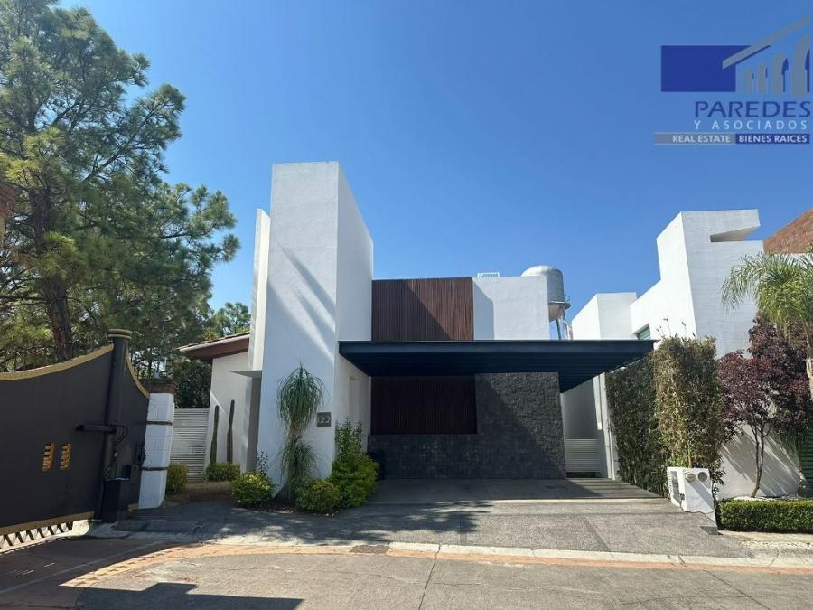 Foto Casa en Venta en Fracc. Rincn del Paraso, Morelia, Michoacan de Ocampo - $ 11.600.000 - CAV353147 - BienesOnLine