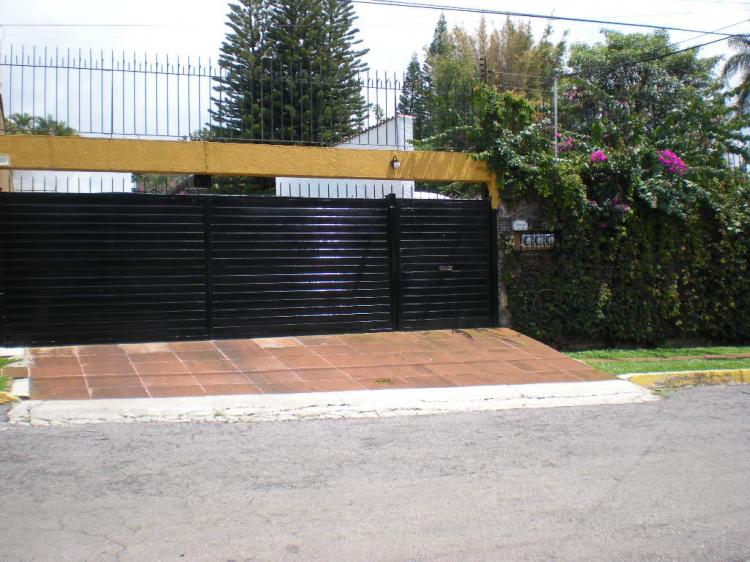 Foto Casa en Venta en Rancho de Cortes, Cuernavaca, Morelos - $ 3.700.000 - CAV15591 - BienesOnLine