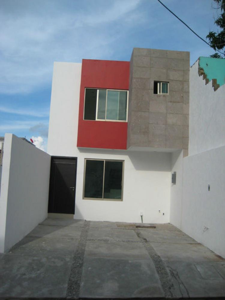 Foto Casa en Venta en Jose Lopez Portillo, Boca del Ro, Veracruz - $ 850.000 - CAV85331 - BienesOnLine