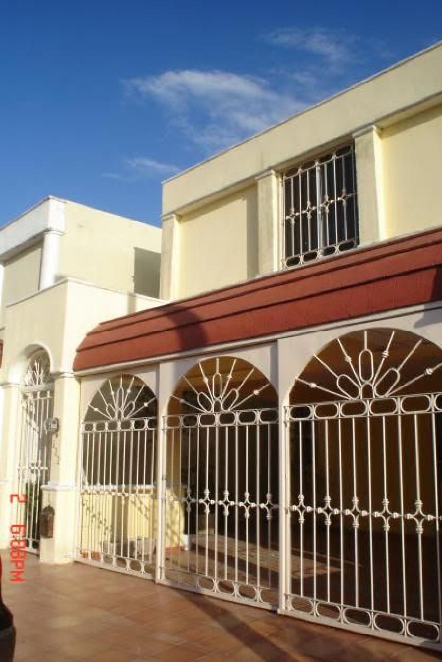 Foto Casa en Renta en FRACCIONAMIENTO CERRADAS DE  ANAHUAC 1ER SECTOR, Ciudad General Escobedo, Nuevo Leon - $ 10.500 - CAR21970 - BienesOnLine
