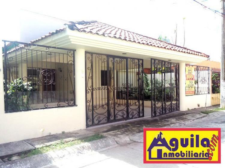 Foto Casa en Renta en Gustavo de la Fuente, Comalcalco, Tabasco - $ 12.000 - CAR195836 - BienesOnLine