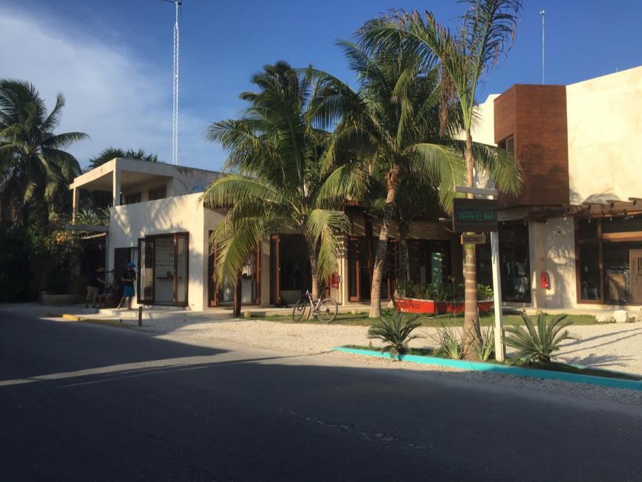 Foto Local en Renta en Zona Hotelera, Tulum, Quintana Roo - U$D 1.200 - LOR142840 - BienesOnLine