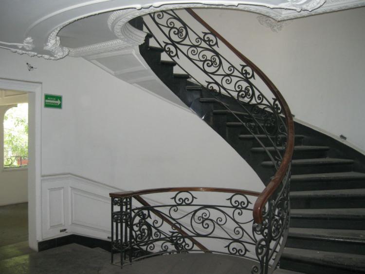 Home in Metric Way