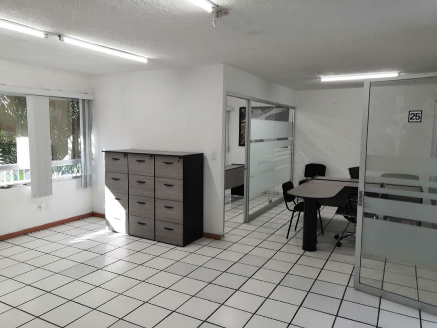 Foto Oficina en Renta en ARCOS VALLARTA, Guadalajara, Jalisco - $ 9.000 - OFR301108 - BienesOnLine