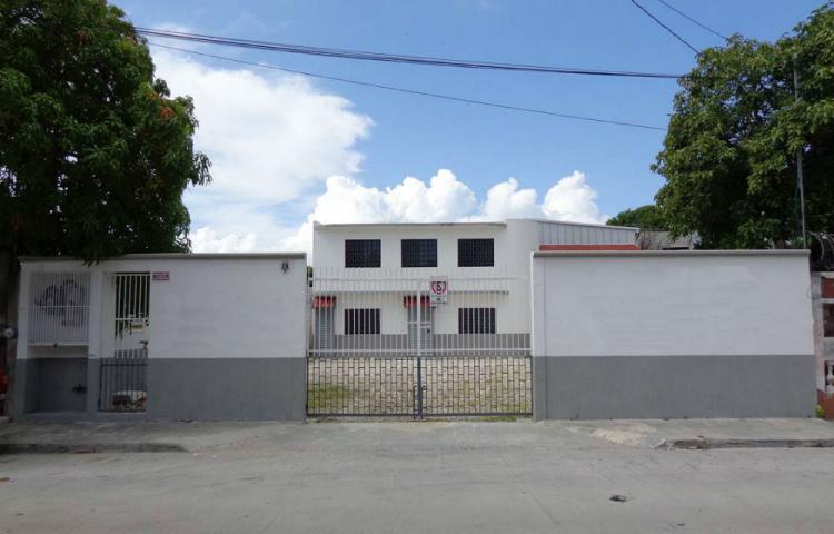 Foto Bodega en Renta en Calle 48, Ciudad del Carmen, Campeche - $ 100.000 - BOR171632 - BienesOnLine