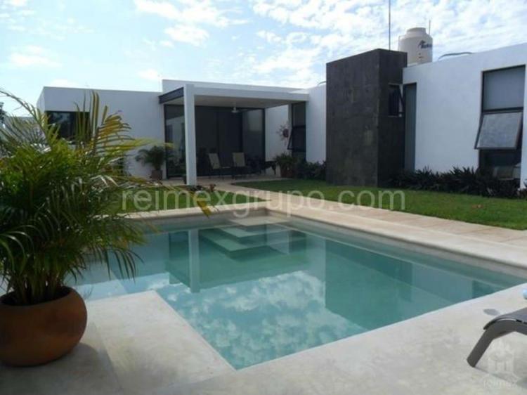 Foto Casa en Venta en San Diego Cutz, Conkal, Yucatan - $ 1.650.000 - CAV148107 - BienesOnLine