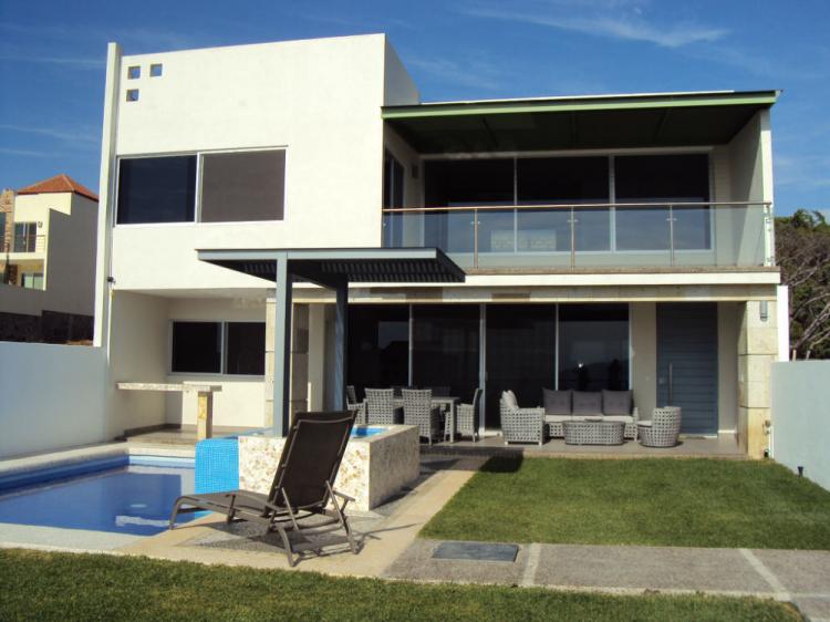 Foto Casa en Venta en Corinto Residencial, Temixco, Morelos - $ 4.950.000 - CAV117607 - BienesOnLine