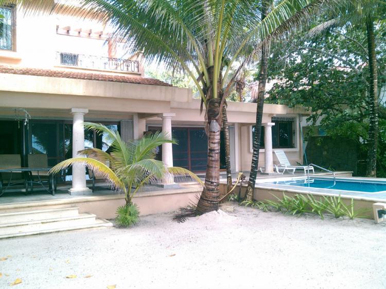 Foto Casa en Venta en playa del carmen, Playa del Carmen, Quintana Roo - U$D 2.600.000 - CAV142644 - BienesOnLine